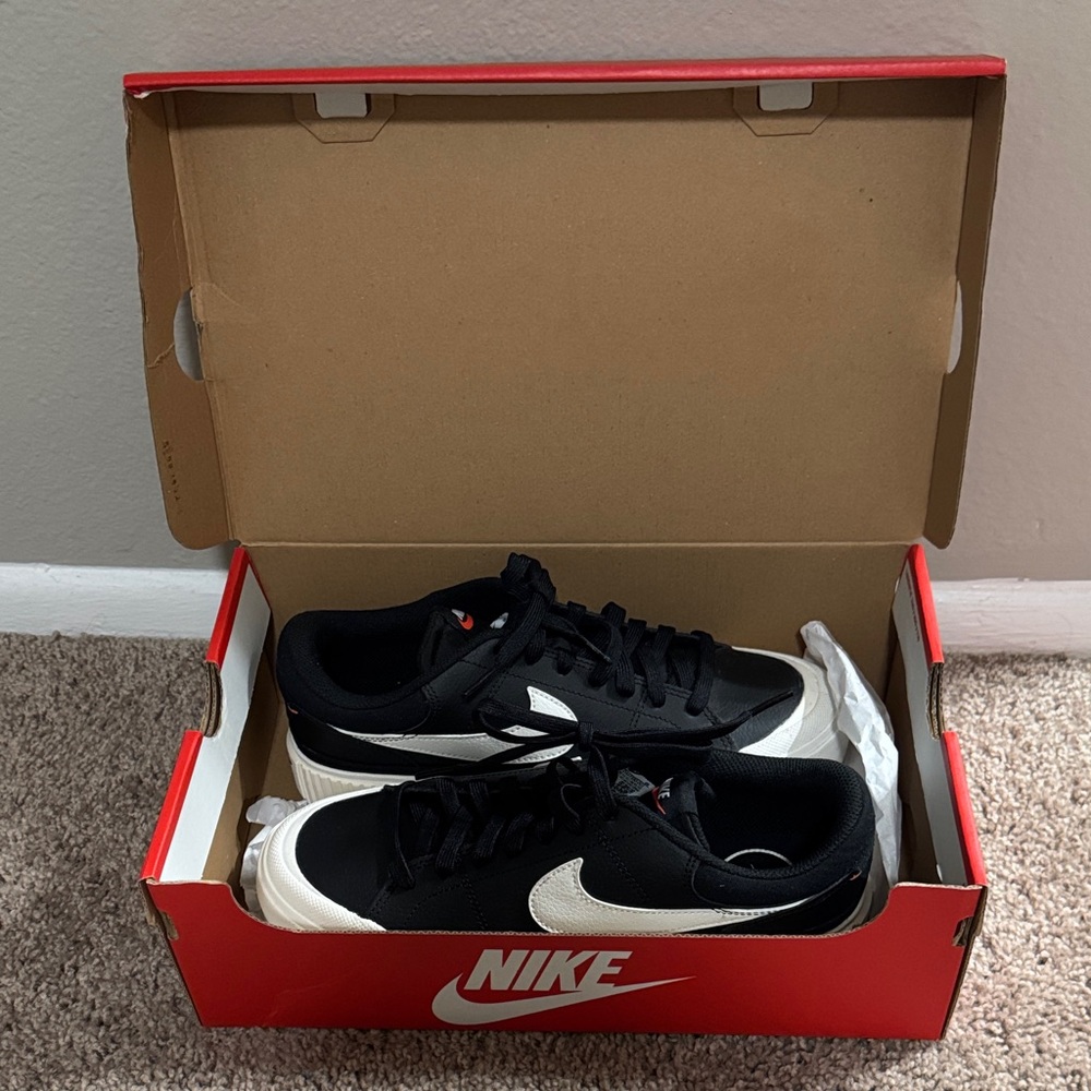 Nike Court Legacy Lift